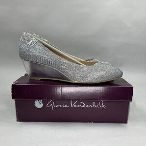 Gloria Vanderbilt Women's Size 9 Frazier Wedge Heels